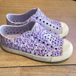 Native shoes size 11